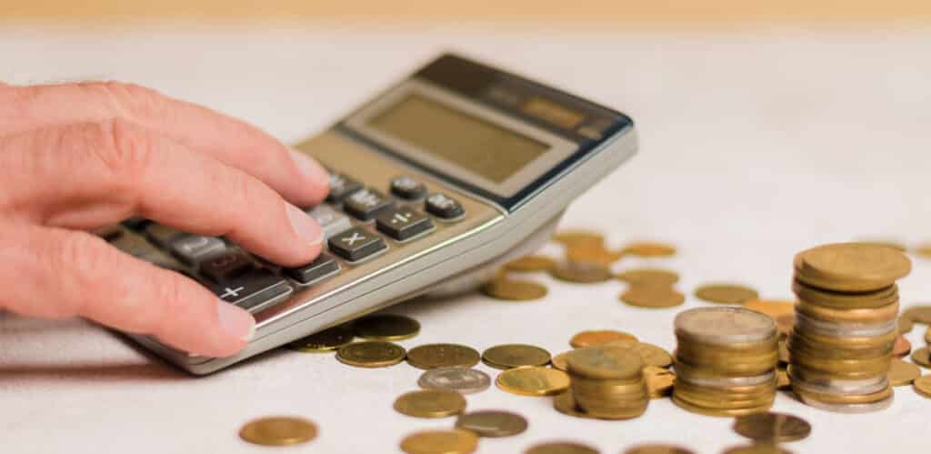 Assim que acabar o ano de 2021, a margem consignável sofrerá com uma redução, que passará ser de 40% para 35%.