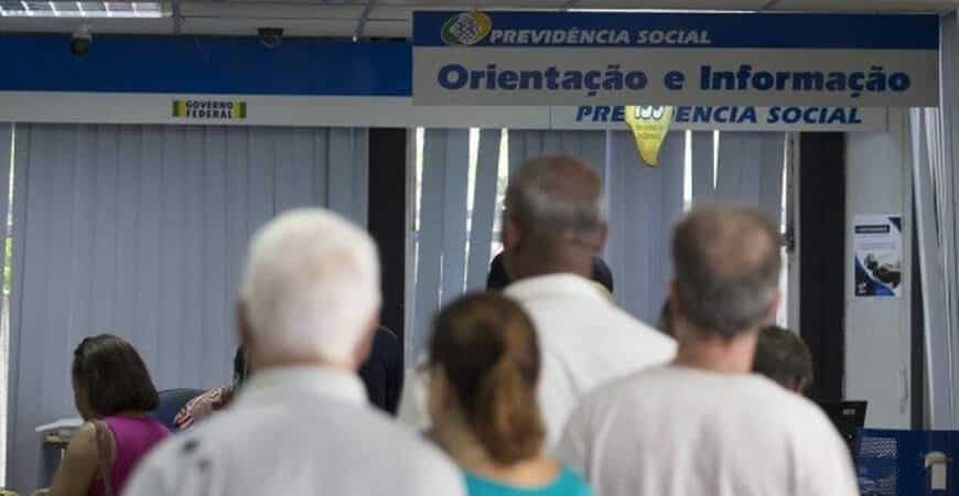 Semana passada foi decretado que a prova de vida INSS voltou ser suspensa e os segurados não são mais obrigados a realizarem o procedimento! Confira:
