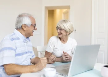 Trabalhadores podem se aposentar mais cedo após atualizações nas regras do INSS!