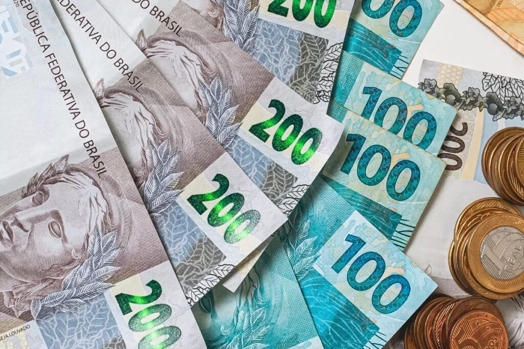 Veja sobre o novo pagamento extra INSS e se você recebe.  (Fonte: Edição / João Financeira)