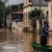 imagem de uma cidade do RS atingida pela chuva para falar do auxílio emergencial para vítimas de enchentes