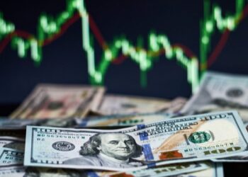 imagem com dinheiro americano para falar da alta do dólar