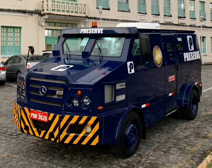 Carro forte