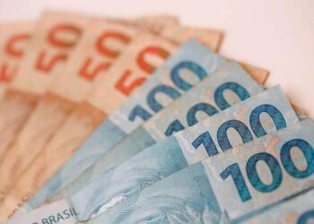 Atenção: Aposentados e Pensionistas têm direito a saque de R$ 1550; Veja as regras para o saque