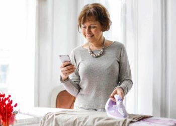 ATENÇÃO: Existe aposentadoria para dona de casa? Veja se elas podem se aposentar mesmo sem contribuir