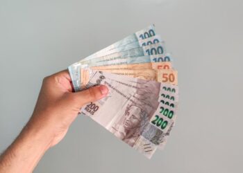 Auxílio de R$ 2.260 via Pix: Descubra Como Receber Hoje!